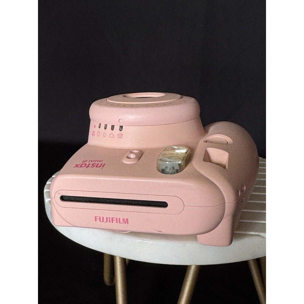 Fuji Instax Mini 8 Fujifilm Instant Film Camera Light Pink - Tested & WORKS - Picture 8 of 9